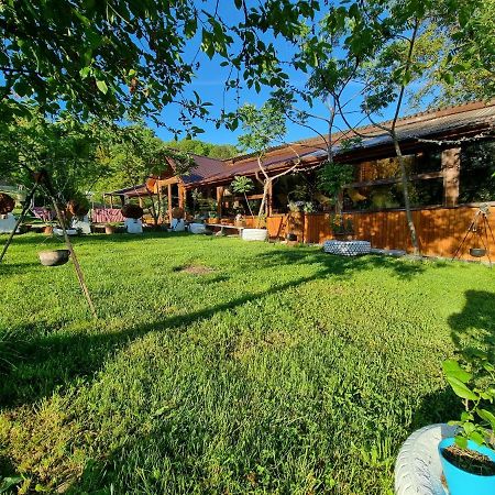 Langa Stana Hotel Curtea De Arges Luaran gambar
