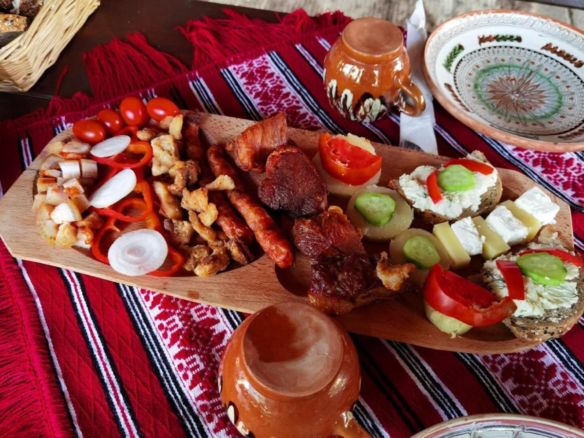 Langa Stana Hotel Curtea De Arges Luaran gambar