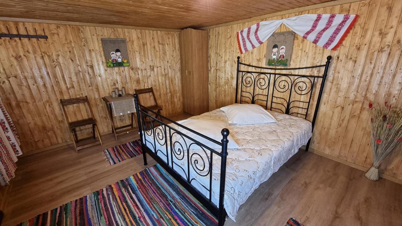 Langa Stana Hotel Curtea De Arges Luaran gambar