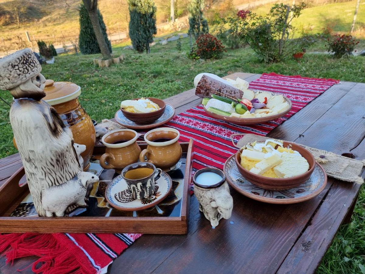 Langa Stana Hotel Curtea De Arges Luaran gambar