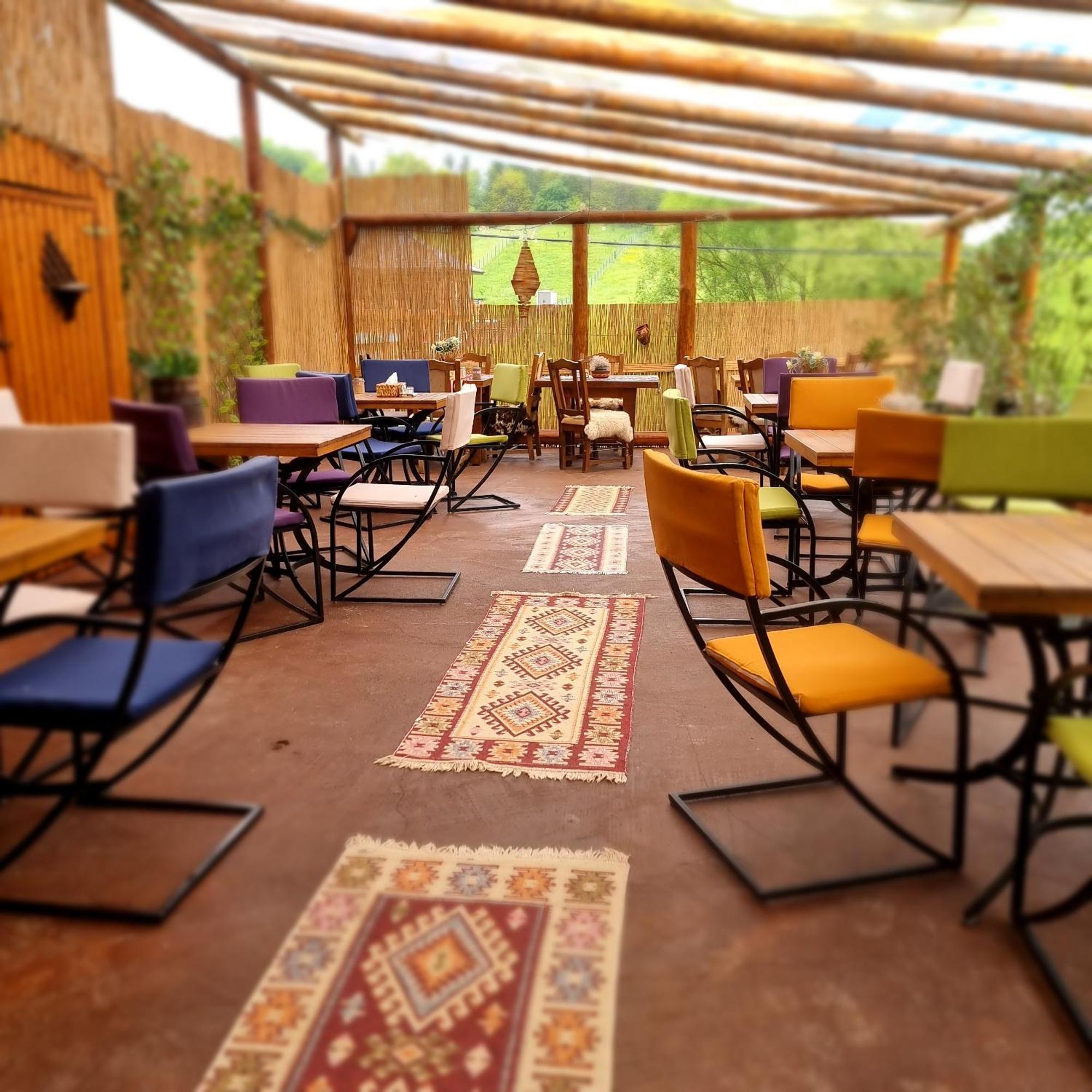 Langa Stana Hotel Curtea De Arges Luaran gambar